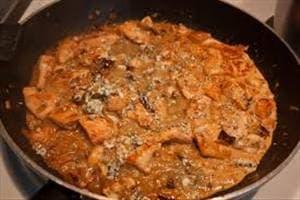 Chicken with Mushroom Gravy