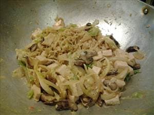 Vegetable Stir Fry with Noodles