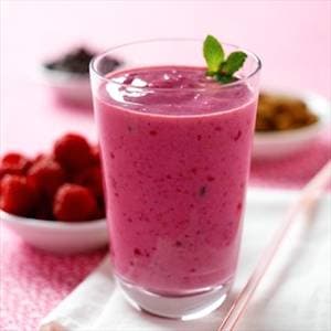Raspberry Mango Smoothie