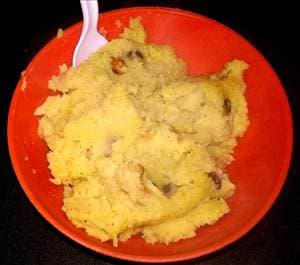 Semolina Porridge (Sooji Halwa)