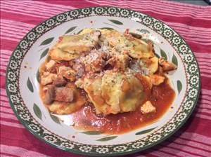 Mushroom Ravioli with Diced Chicken Breast