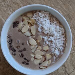 Chocolate Almond Smoothie Bowl