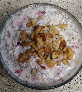 Overnight Chia Oatmeal