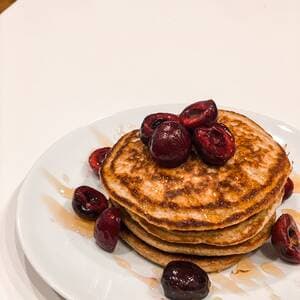 Banana Oatmeal Pancakes