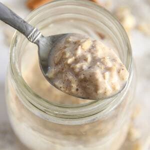 Cinnamon Roll Overnight Oats