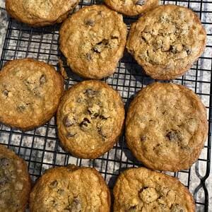 Oatmeal Chocolate Chip Cookies
