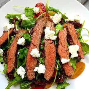 Arugula Skirt Steak Salad