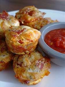 Pepperoni Pizza Muffins