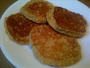 Apple Oat Pancakes
